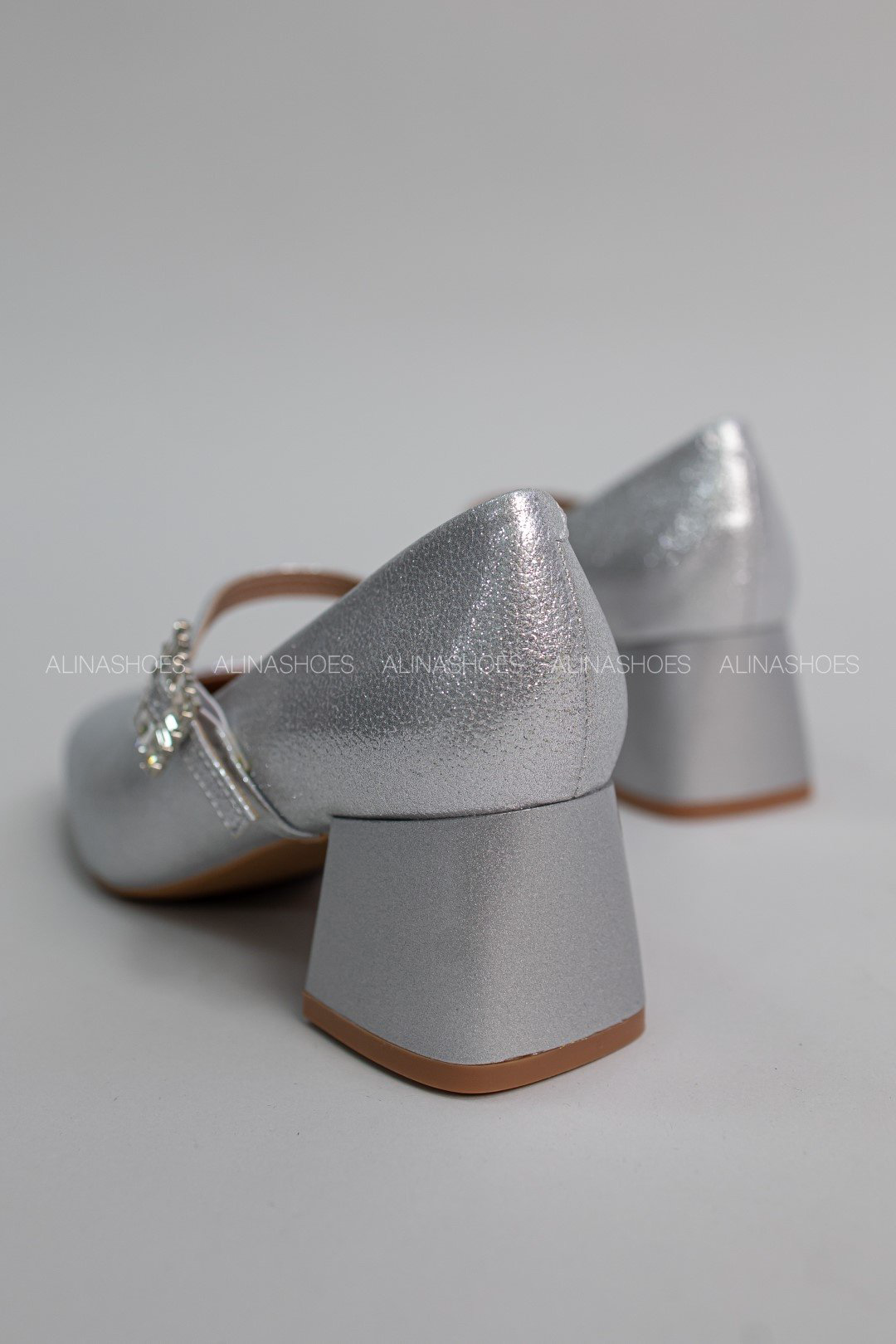 Туфли alinashoes silver 35 купить,NaN