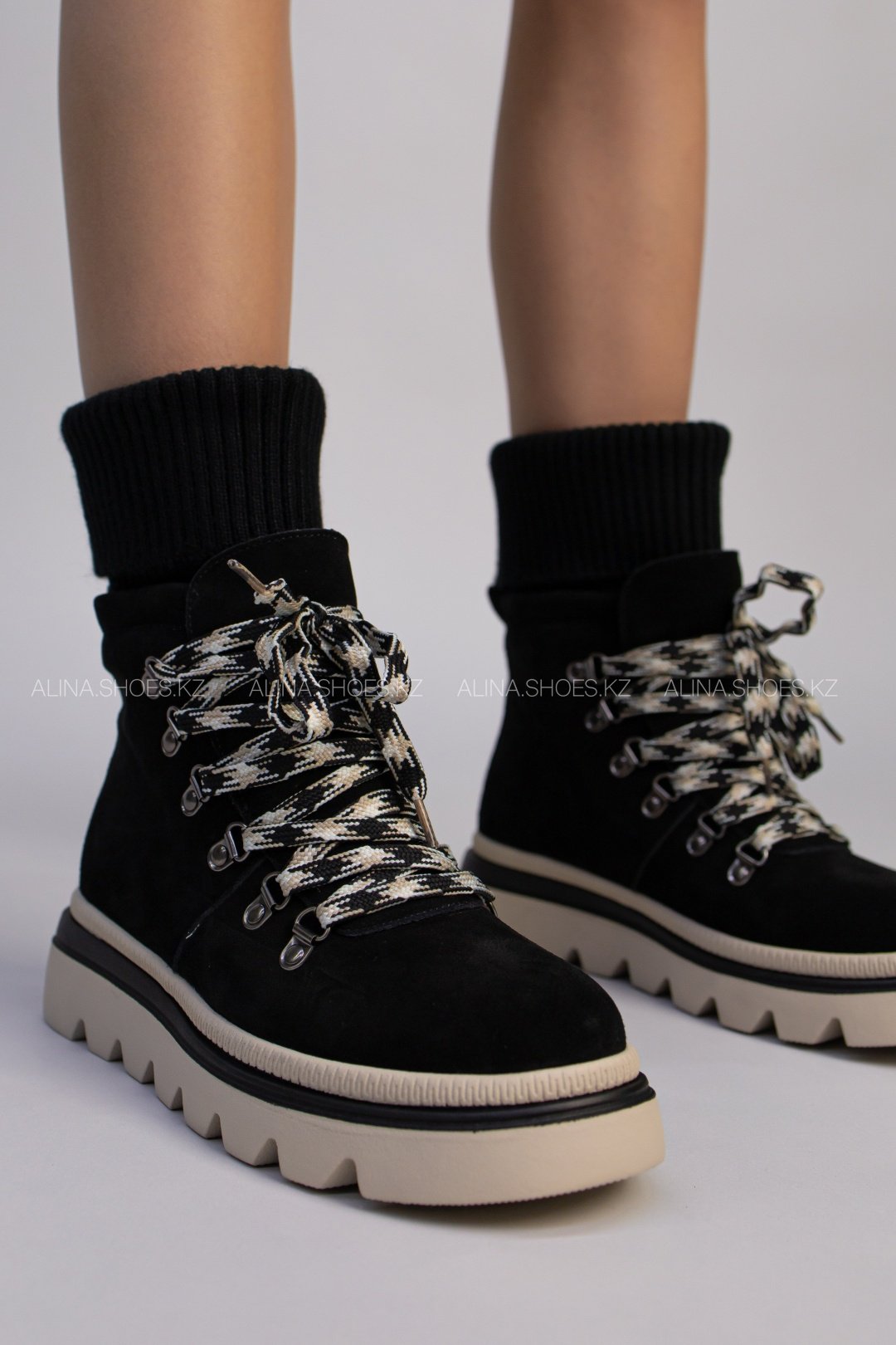 Ботинки alinashoes черный купить,NaN