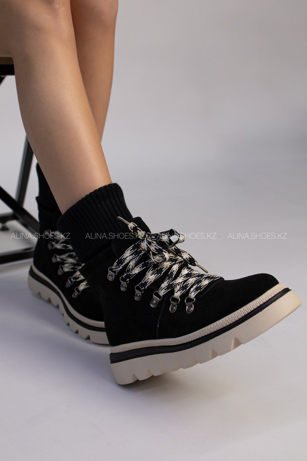 Ботинки alinashoes черный купить,NaN