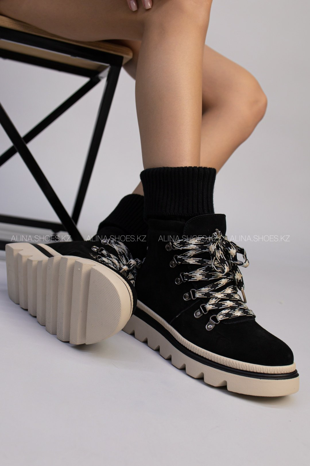 Ботинки alinashoes черный купить,NaN