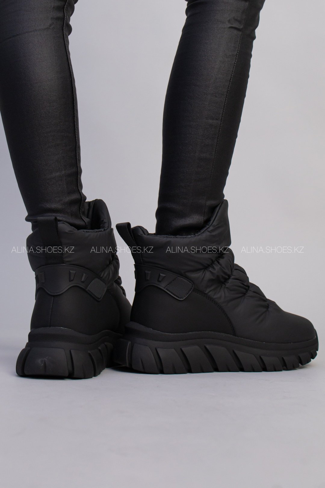Дутики alinashoes черный купить,NaN
