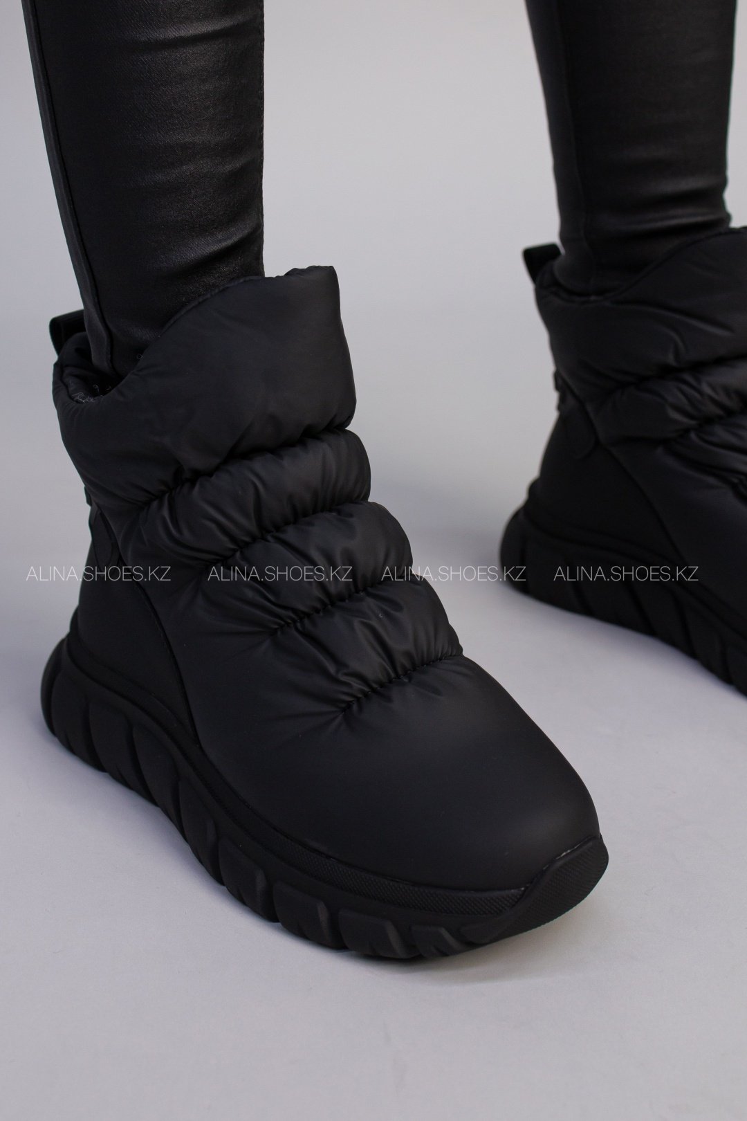 Дутики alinashoes черный купить,NaN