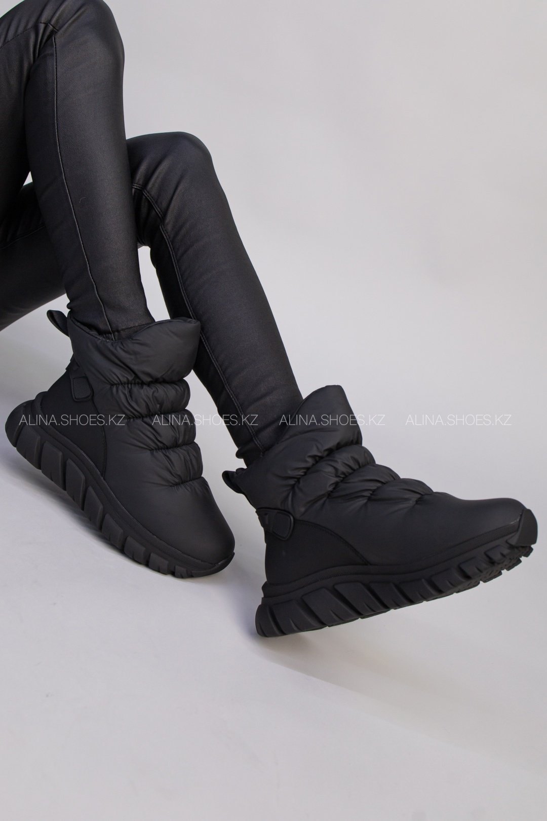 Дутики alinashoes черный купить,NaN