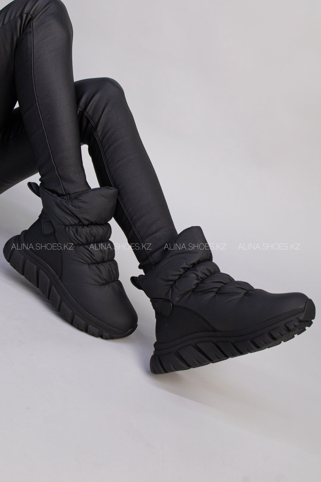 Дутики alinashoes черный купить,NaN