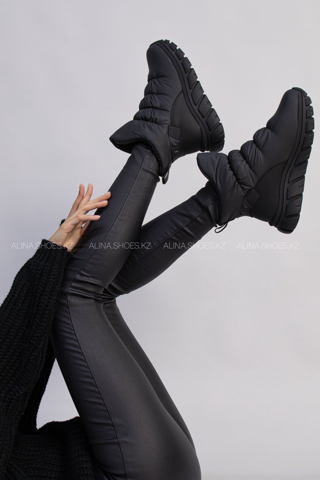 Дутики alinashoes черный купить,NaN