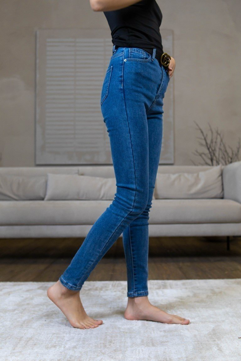 Джинсы скинни alinashoes голубой купить,NaN