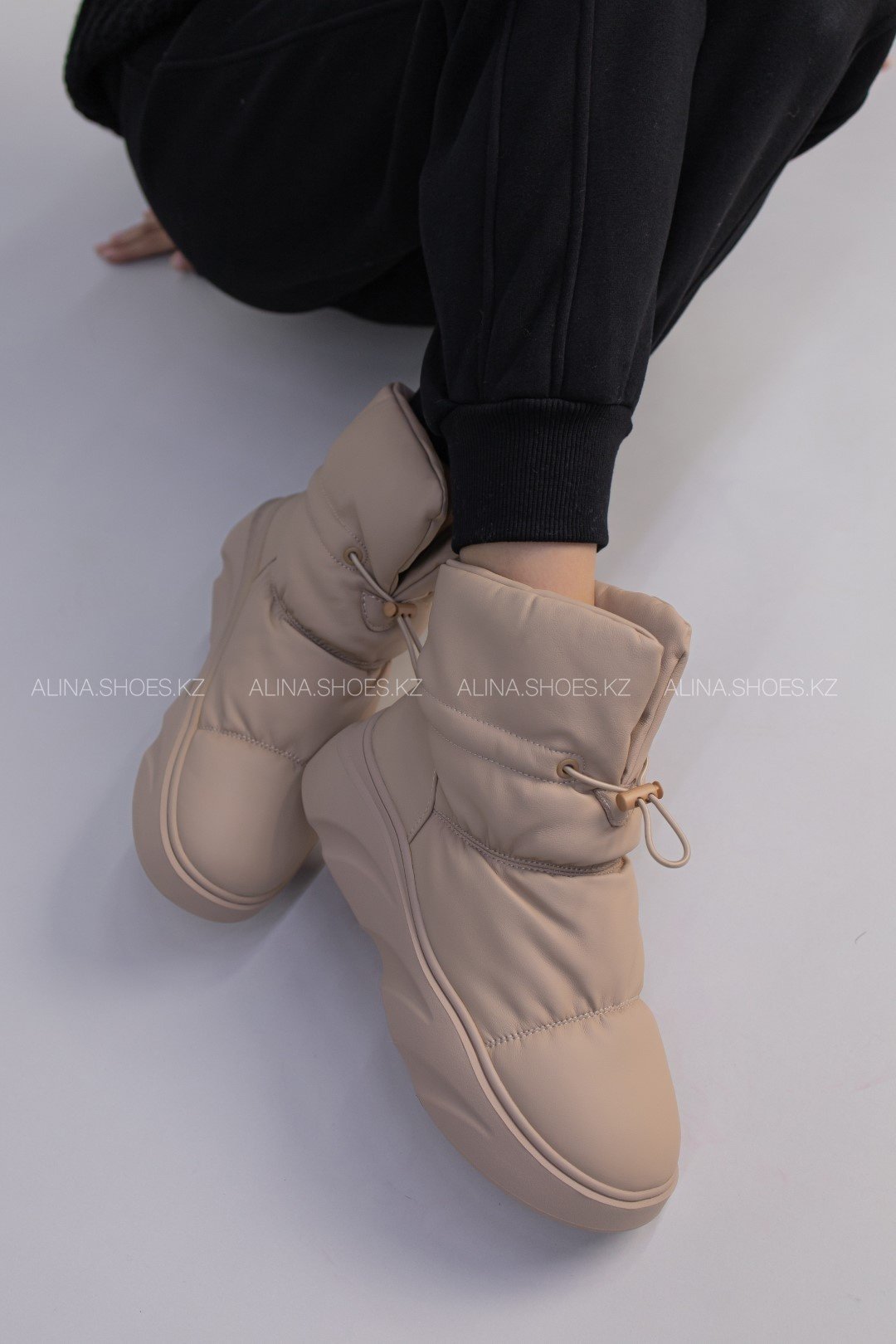 Дутики alinashoes коричневый купить,NaN