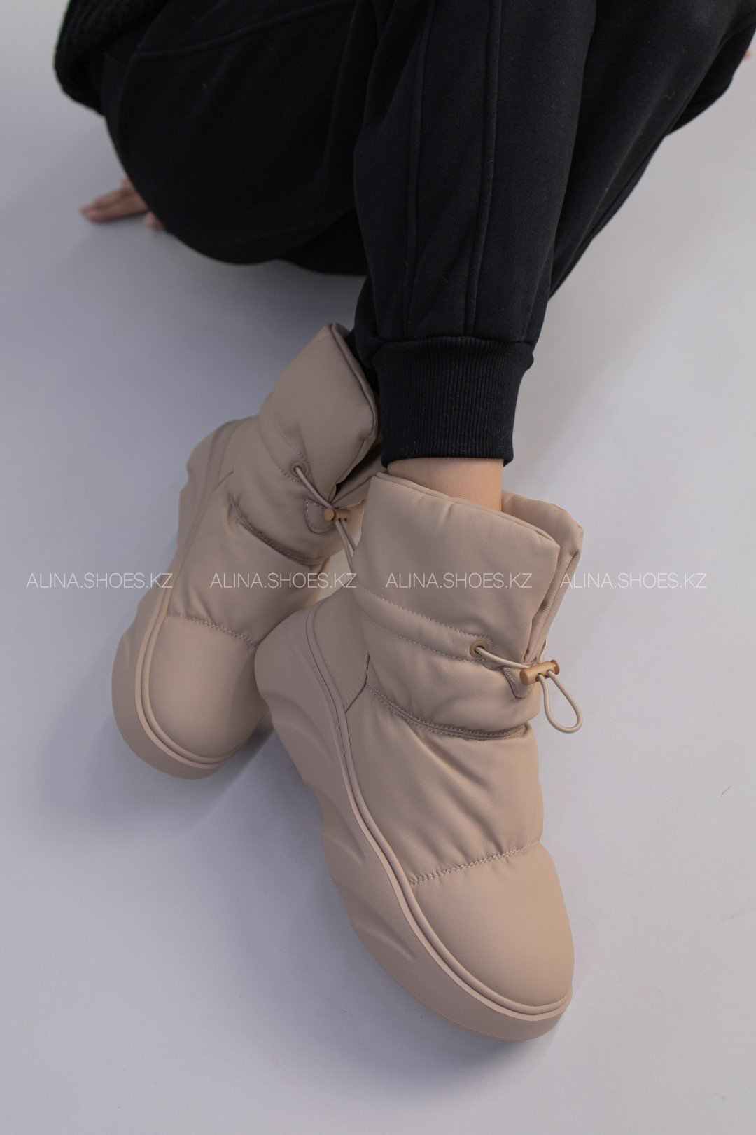 Дутики alinashoes коричневый купить,NaN
