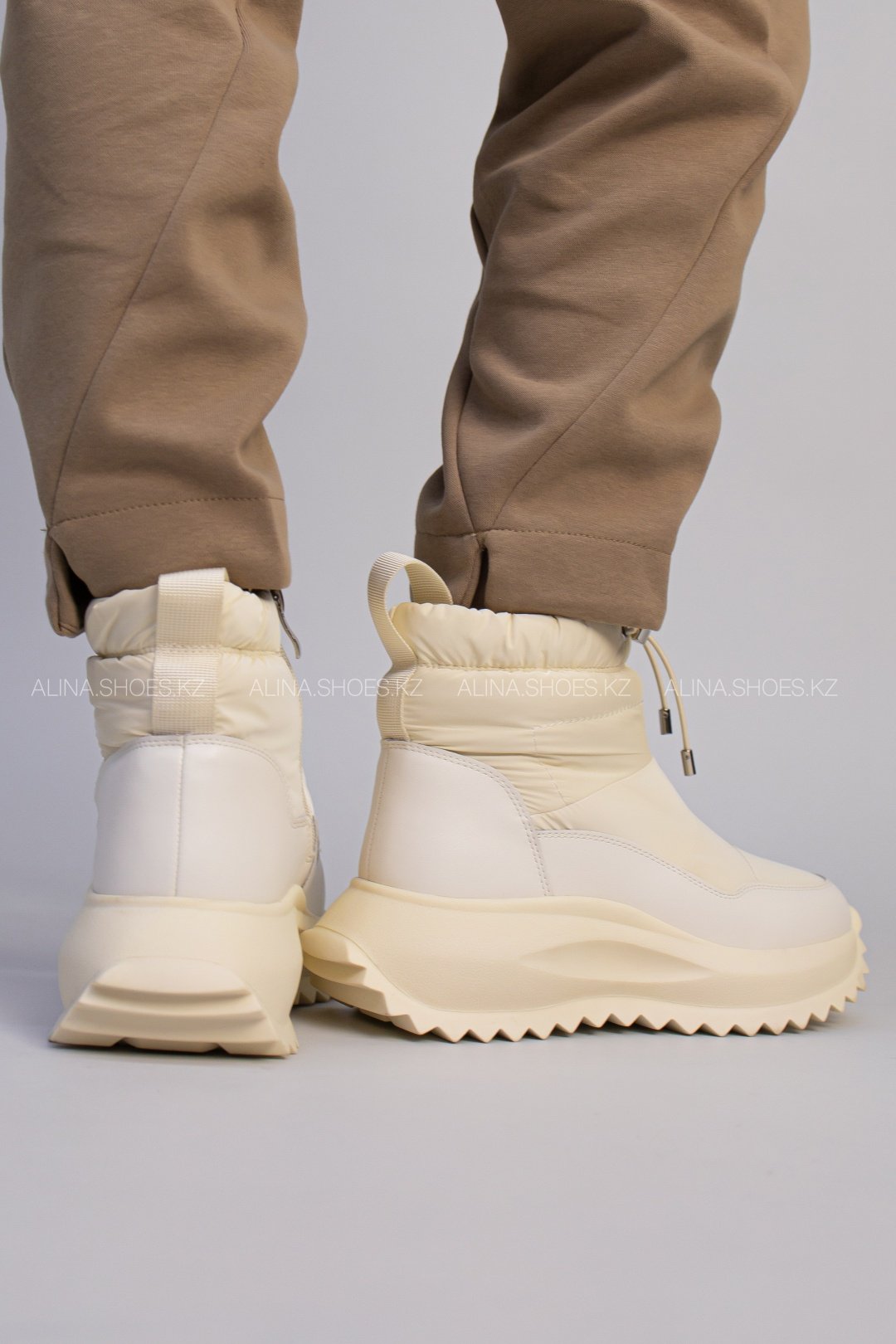 Дутики alinashoes бежевый купить,NaN