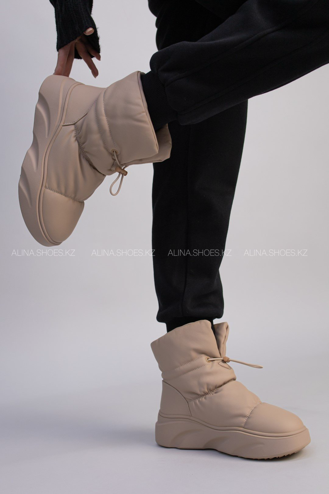 Дутики alinashoes коричневый купить,NaN