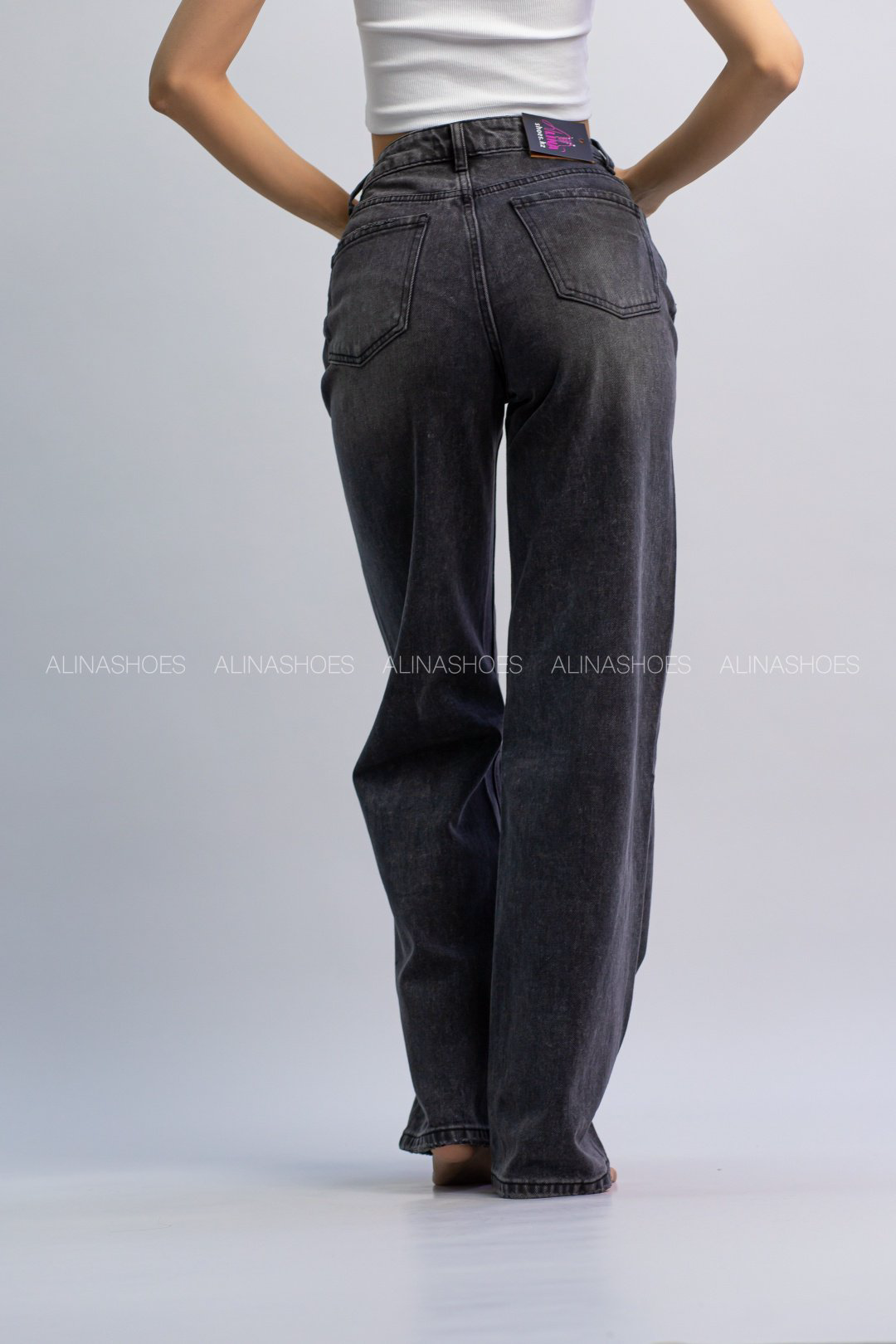 Джинсы прямые alinashoes серый купить,NaN