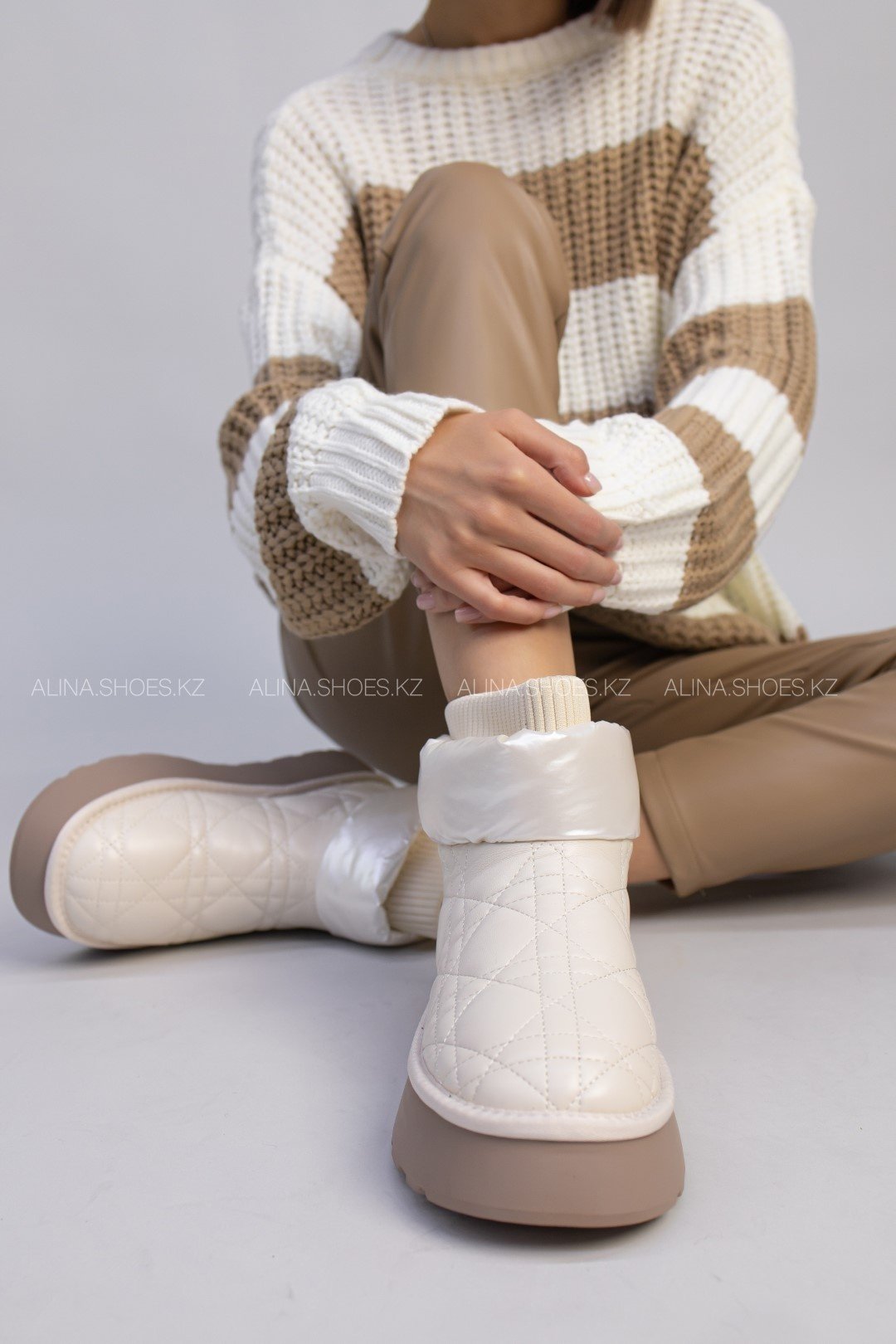 Дутики alinashoes бежевый купить,NaN