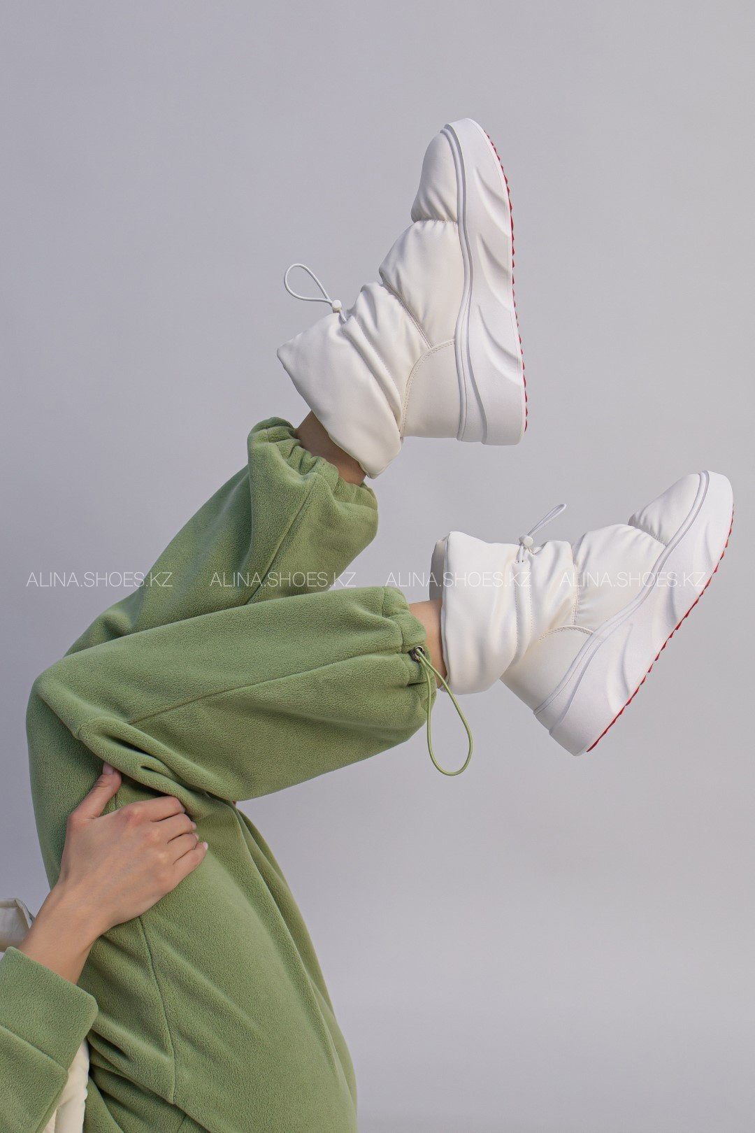 Дутики alinashoes бежевый купить,NaN