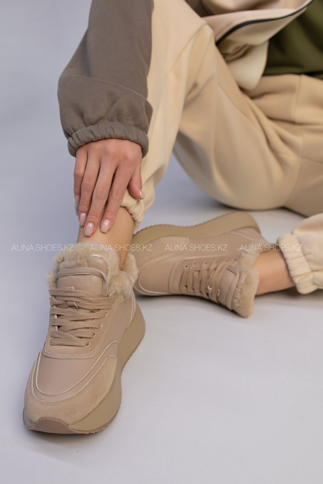 Кроссовки alinashoes коричневый купить,NaN
