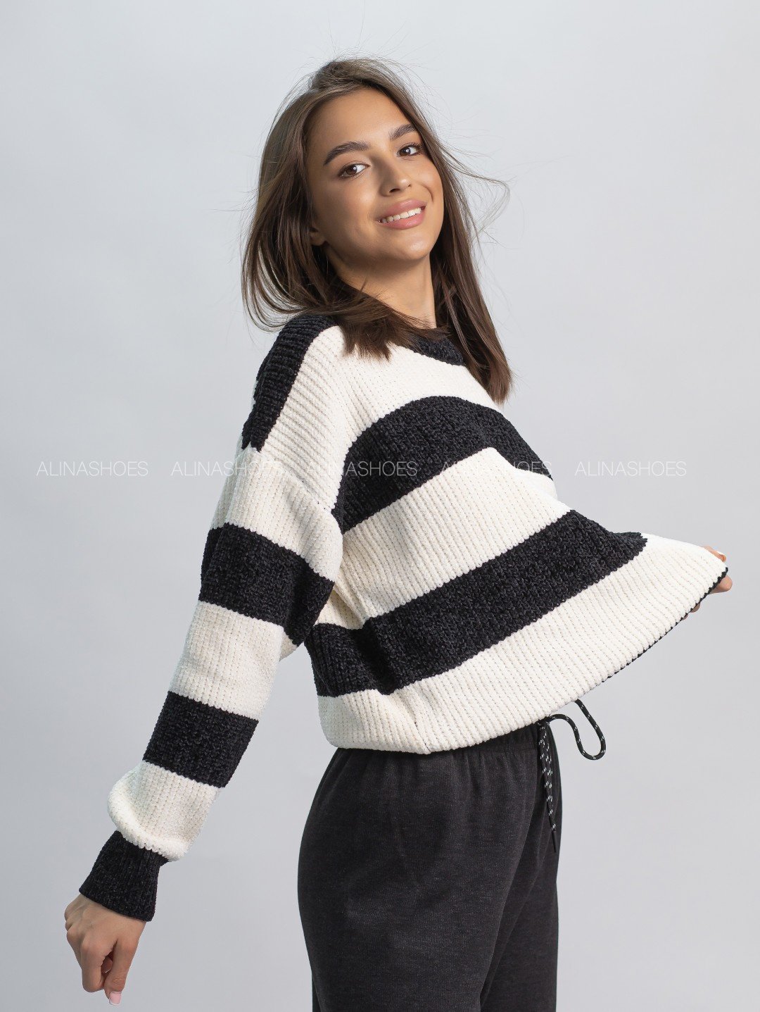 Джемпер alinashoes черный купить,NaN