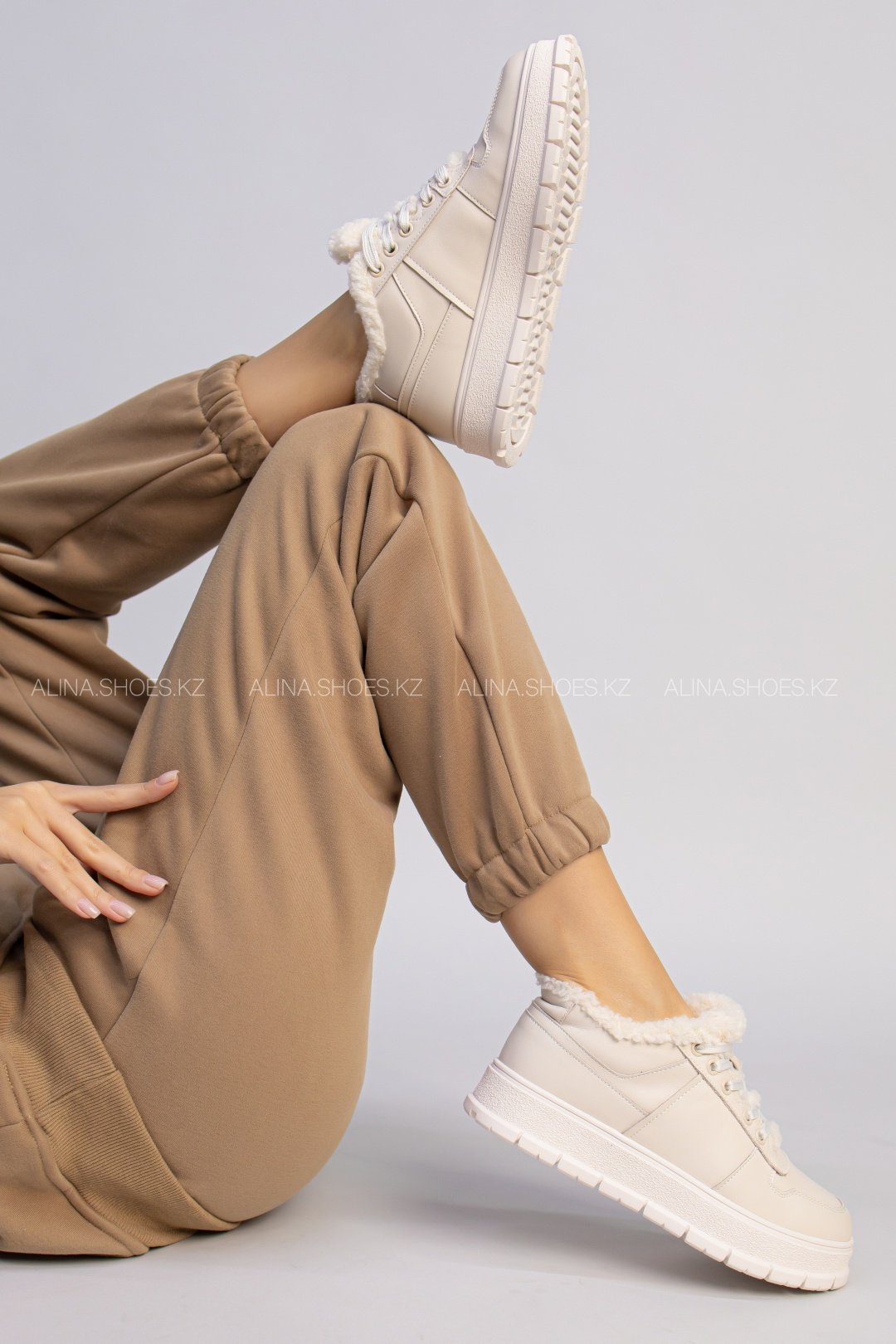 Кроссовки alinashoes бежевый купить,NaN