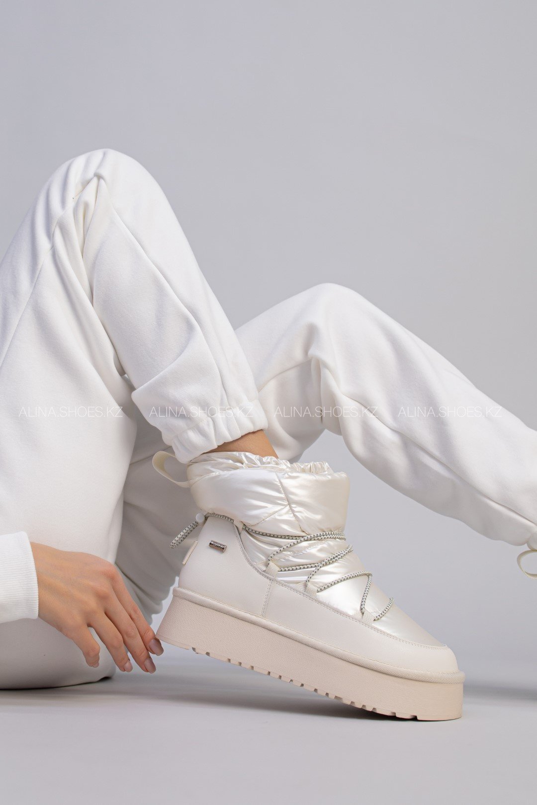 Дутики alinashoes бежевый купить,NaN