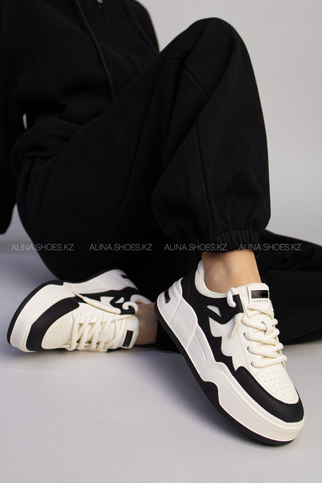 Кроссовки alinashoes черный купить,NaN