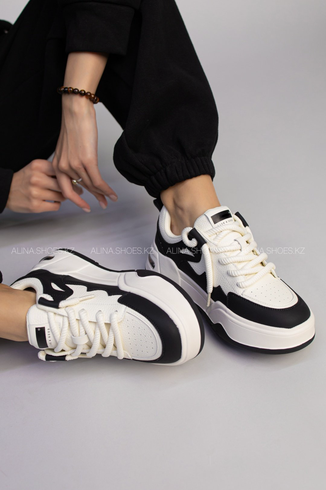 Кроссовки alinashoes черный купить,NaN