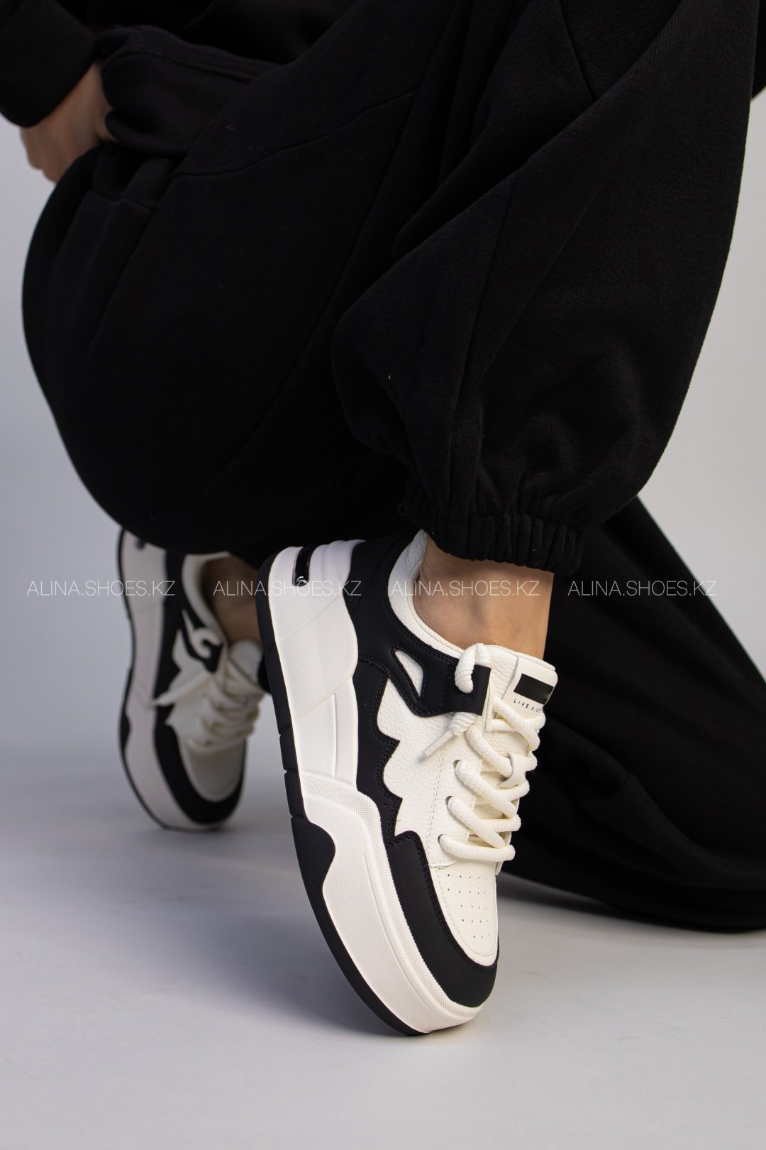 Кроссовки alinashoes черный купить,NaN