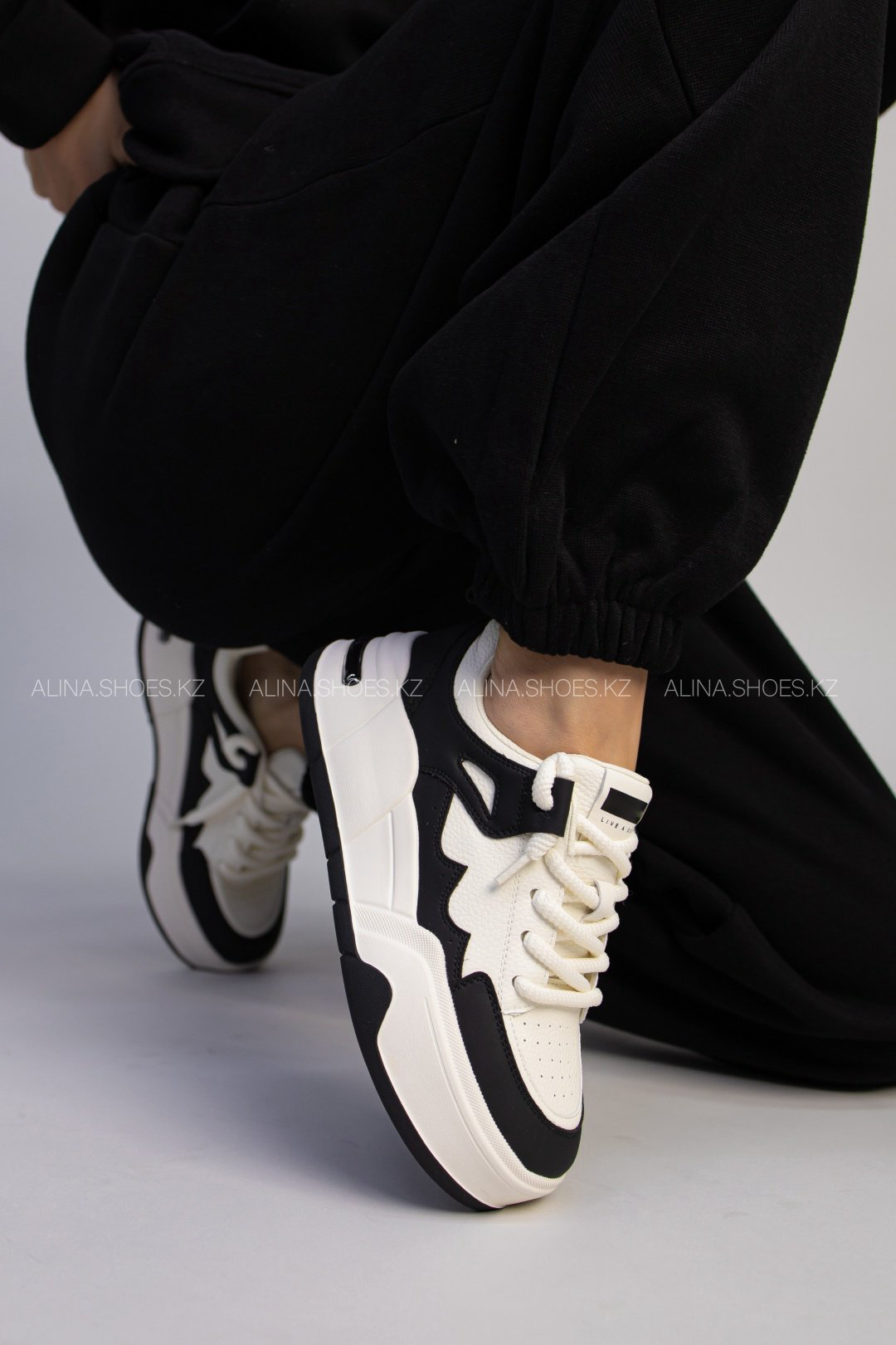 Кроссовки alinashoes черный купить,NaN