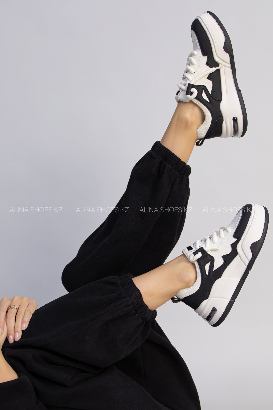 Кроссовки alinashoes черный купить,NaN