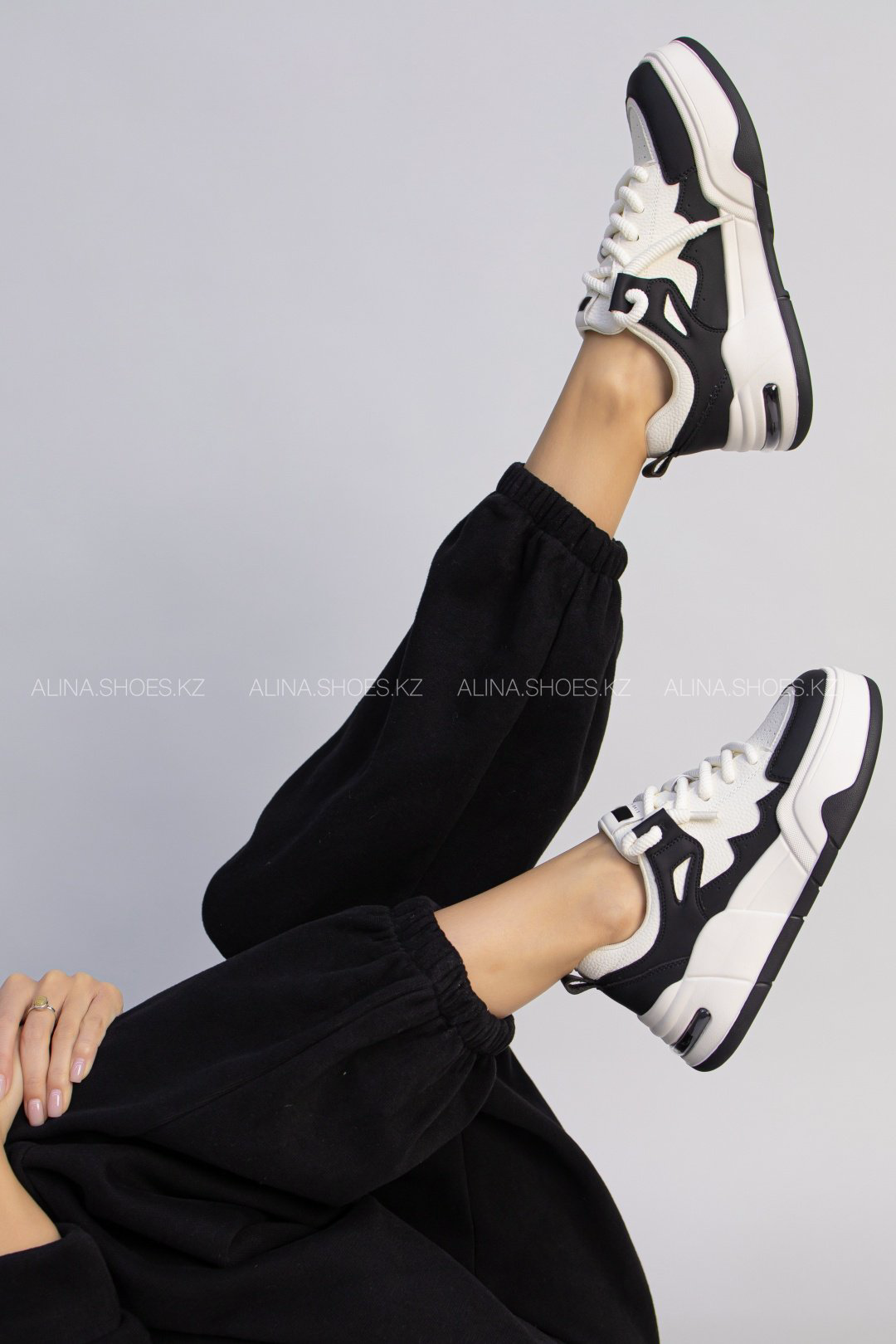 Кроссовки alinashoes черный купить,NaN