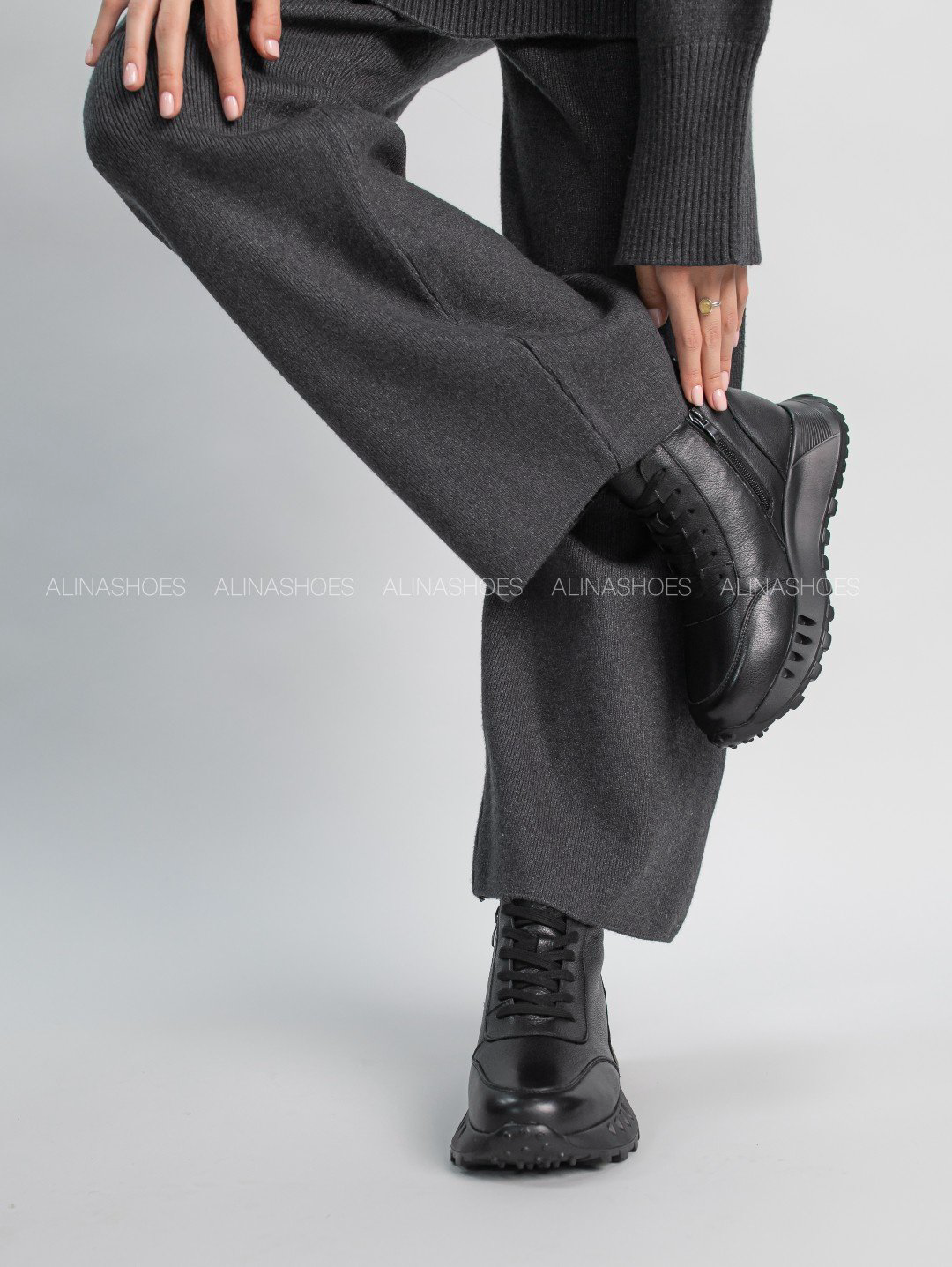 Кроссовки alinashoes черный купить,NaN