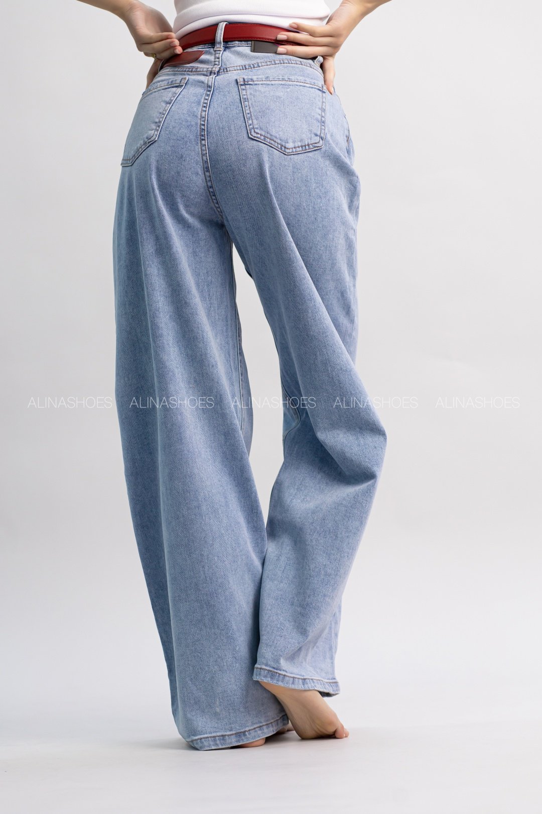 Джинсы прямые alinashoes голубой купить,NaN