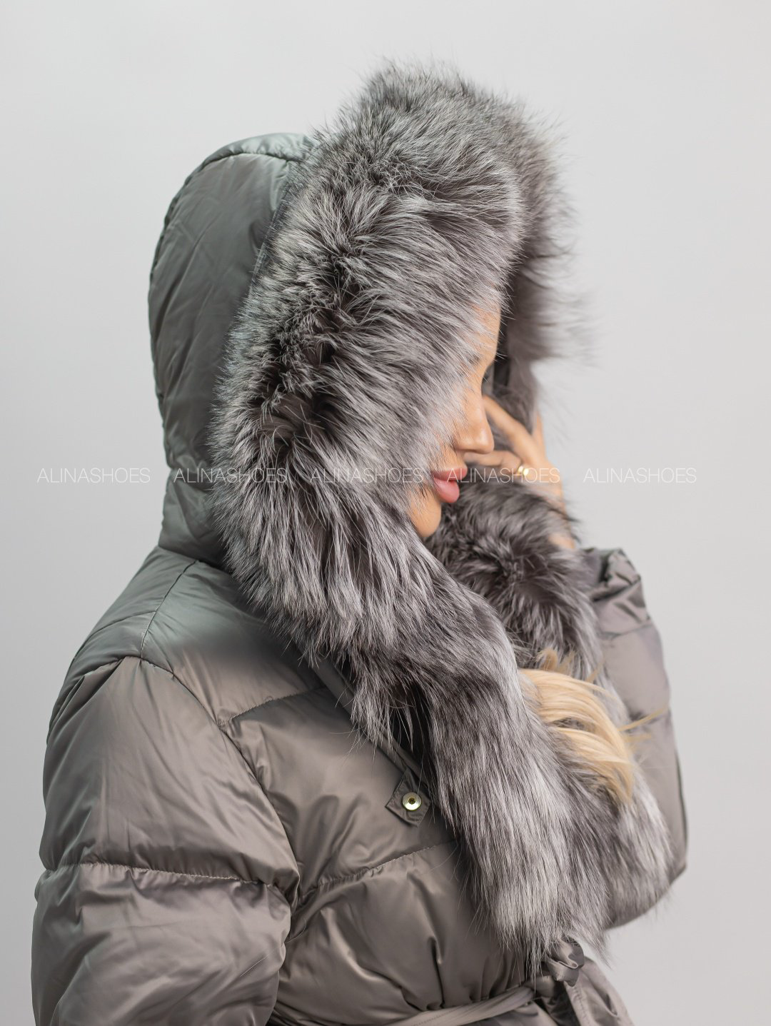 Пуховик alinashoes серый купить,NaN
