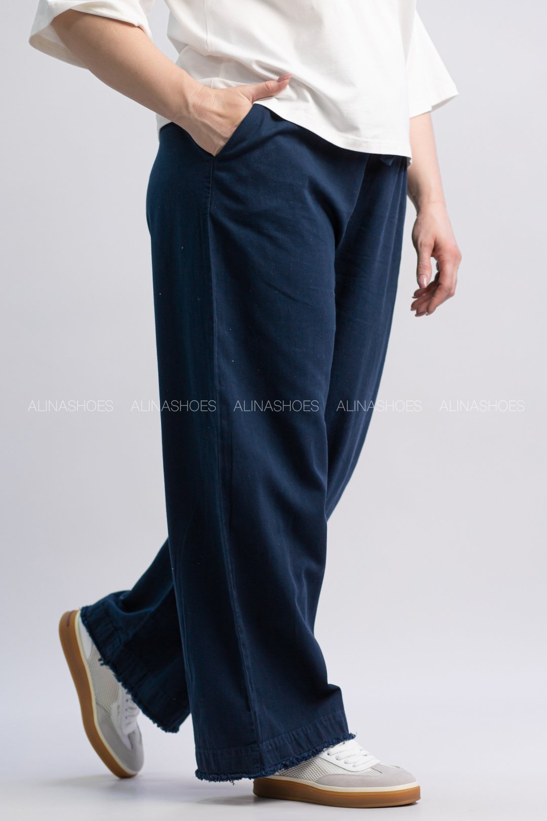 Джинсы прямые alinashoes синий купить,NaN
