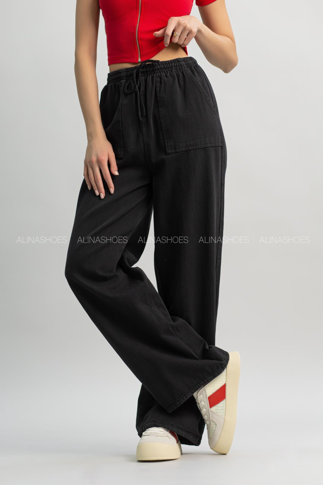 Джинсы прямые alinashoes черный купить,NaN