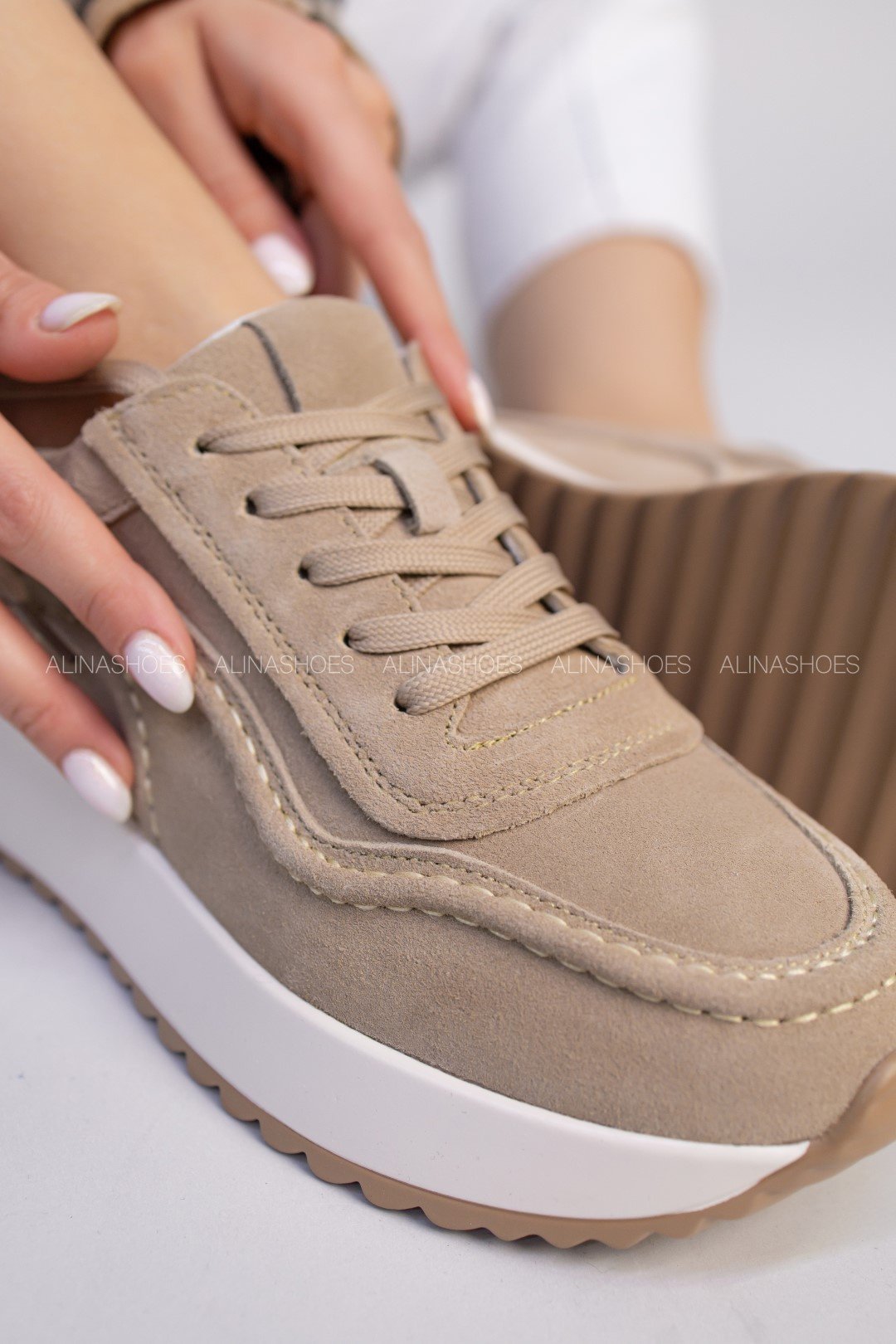 Кроссовки alinashoes бежевый купить,NaN