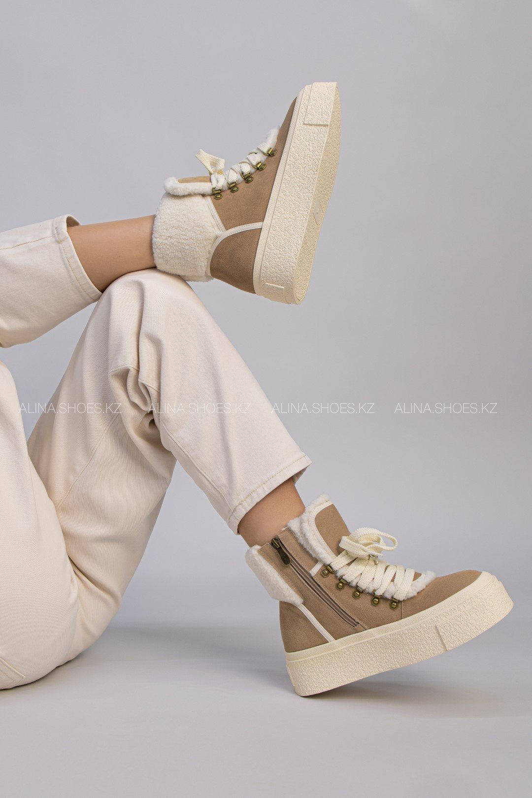 Ботинки alinashoes beige 37 купить,NaN