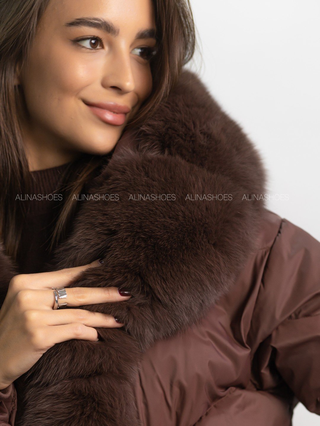 Пуховик alinashoes коричневый купить,NaN
