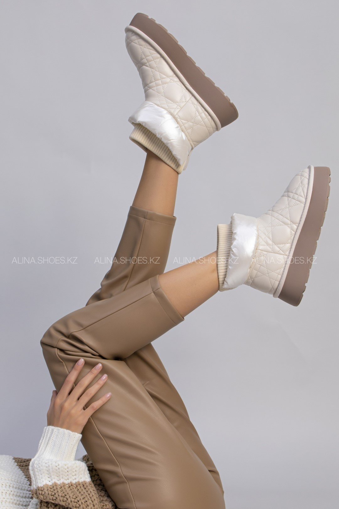 Дутики alinashoes бежевый купить,NaN