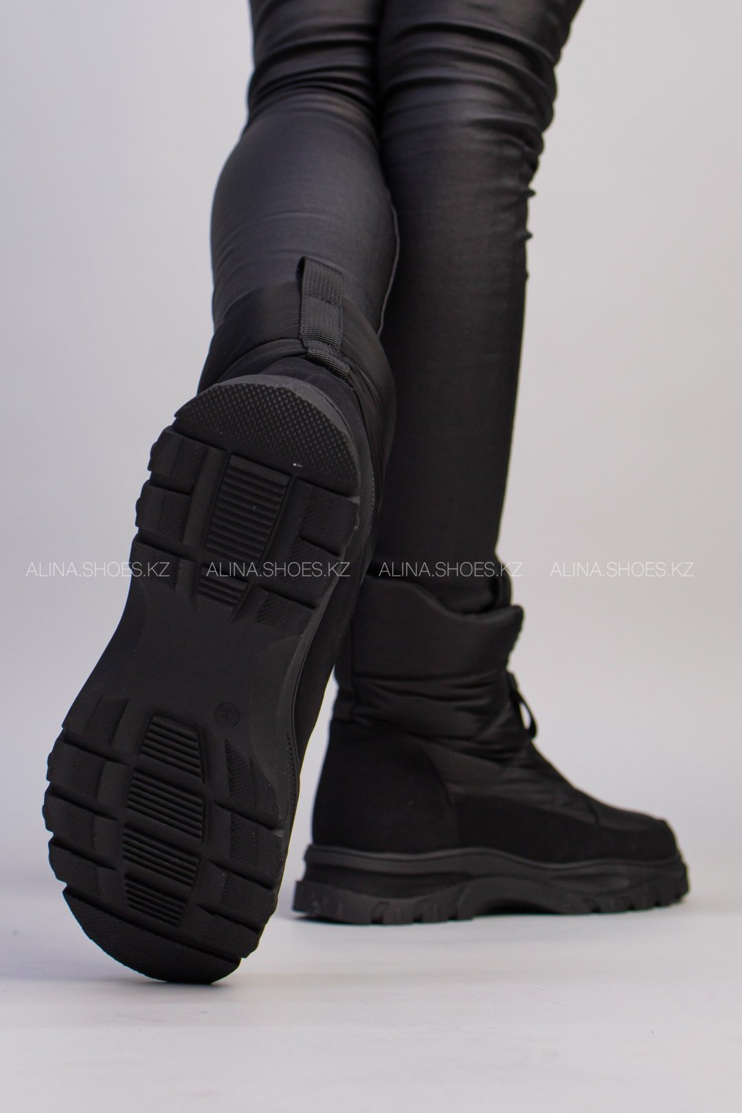 Дутики alinashoes черный купить,NaN