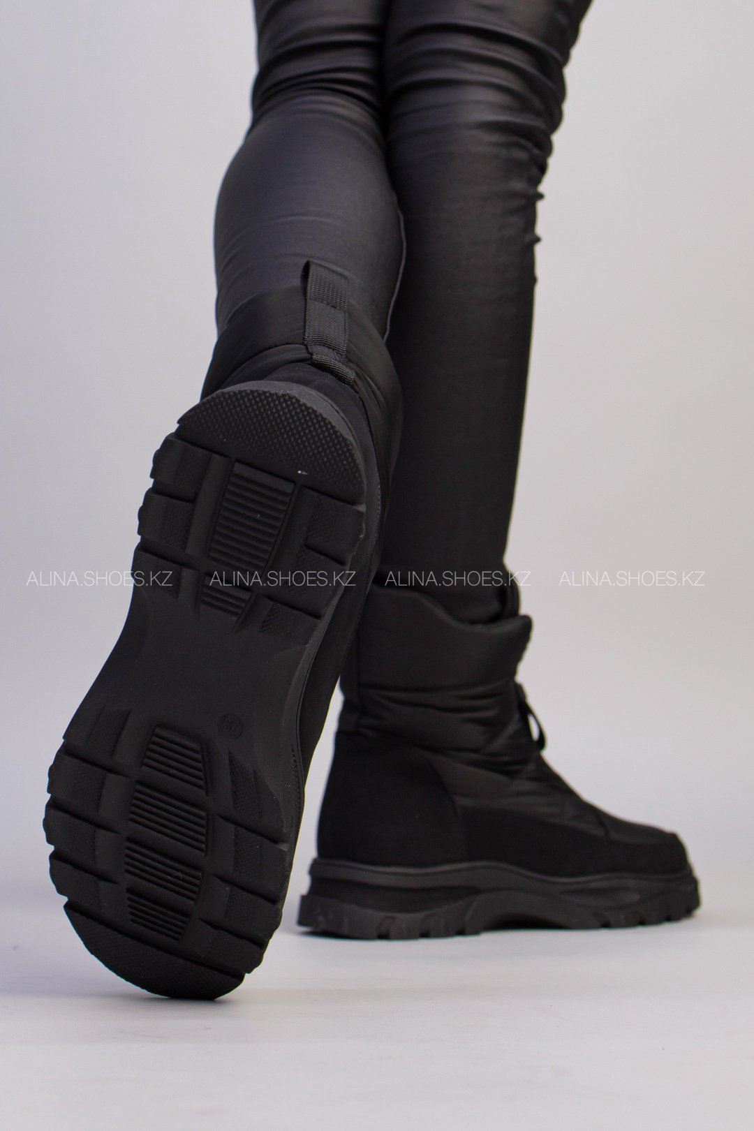 Дутики alinashoes черный купить,NaN