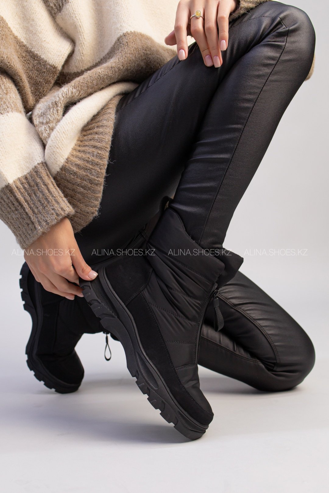 Дутики alinashoes черный купить,NaN