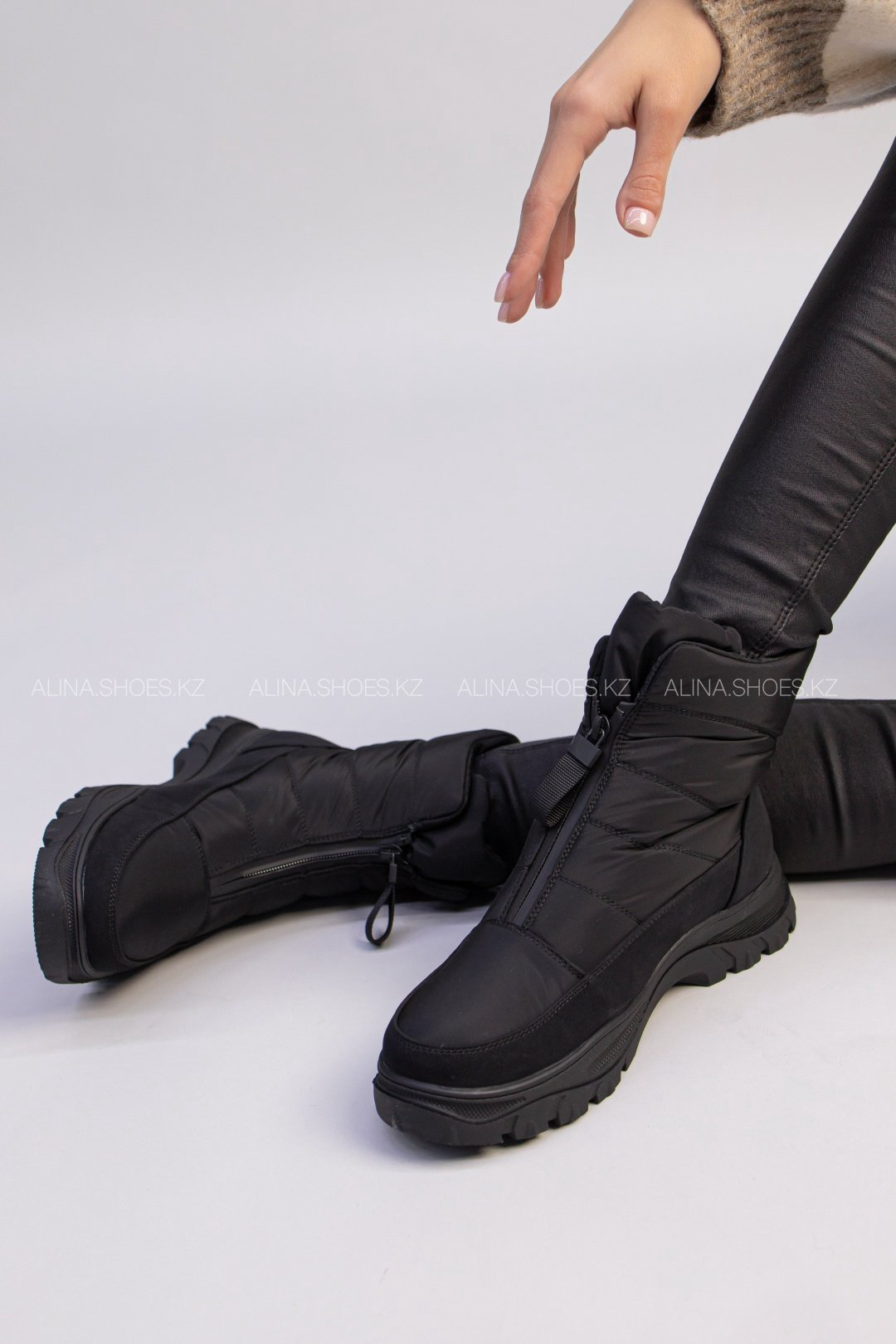 Дутики alinashoes черный купить,NaN