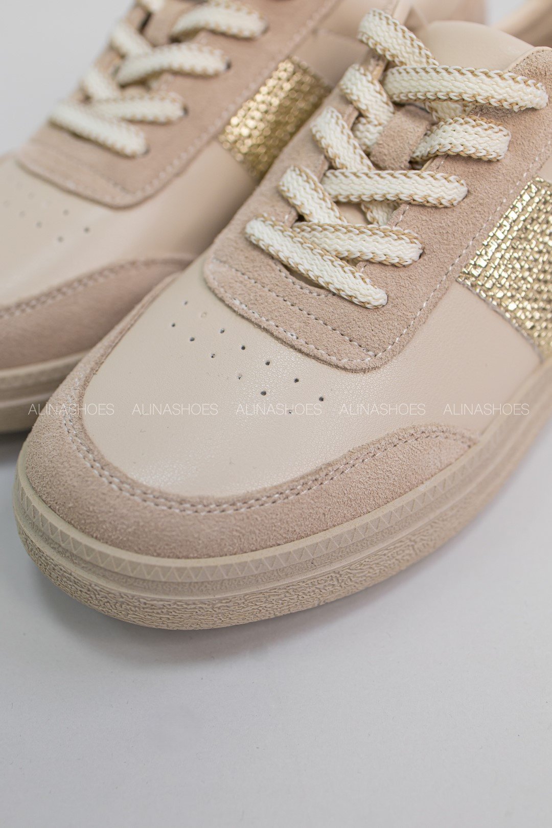 Кроссовки alinashoes бежевый купить,NaN