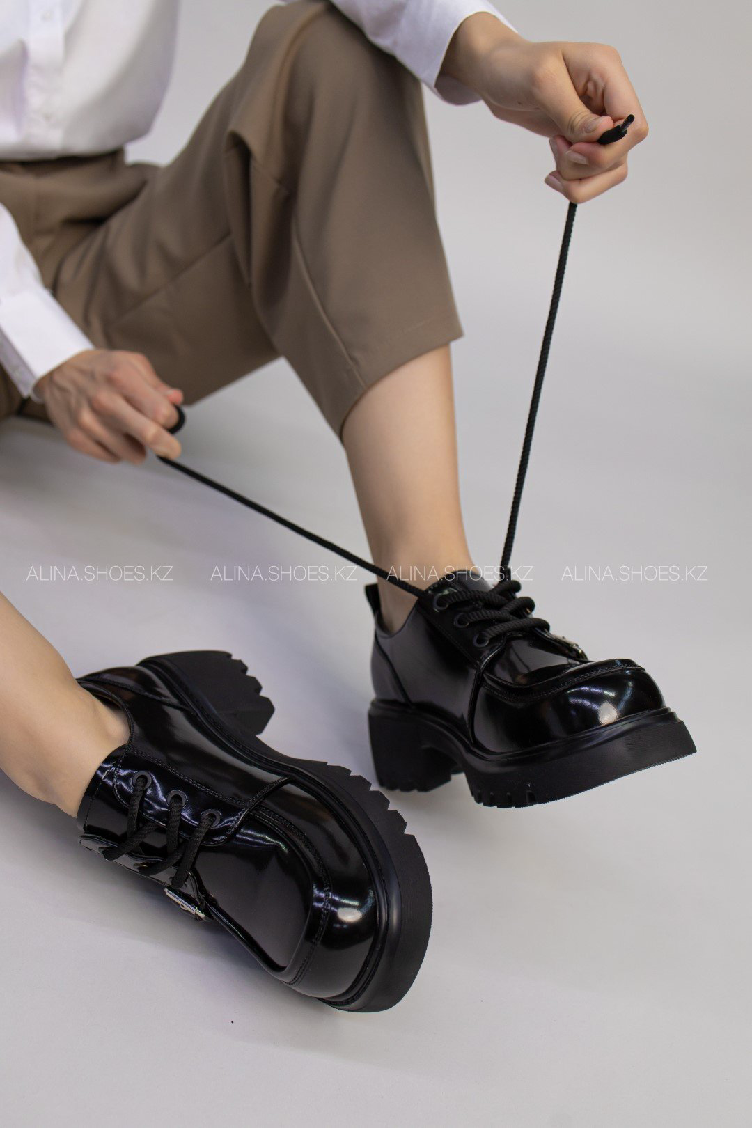 Туфли alinashoes black 40 купить,NaN