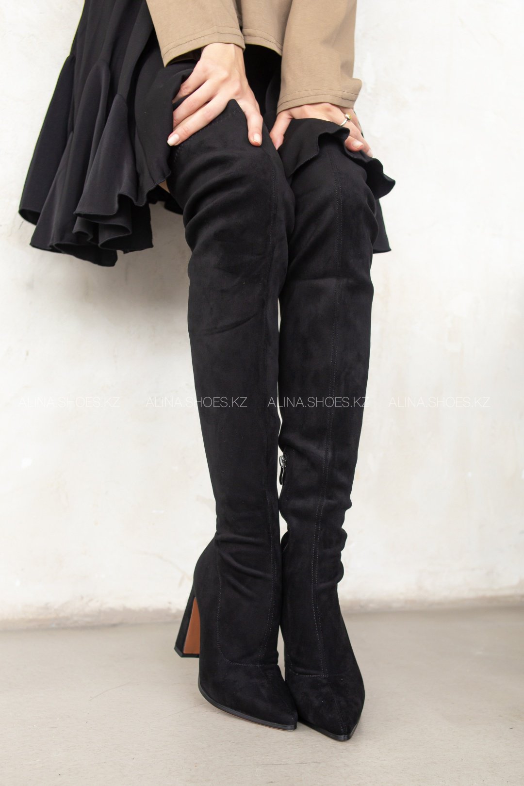 Ботфорты alinashoes black 38 купить,NaN