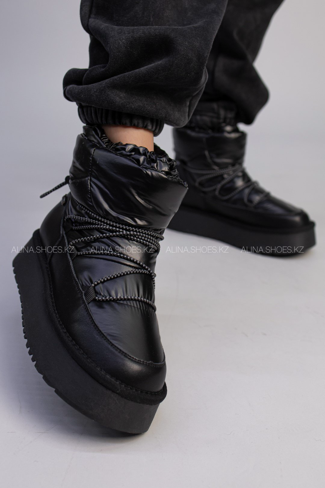 Дутики alinashoes черный купить,NaN