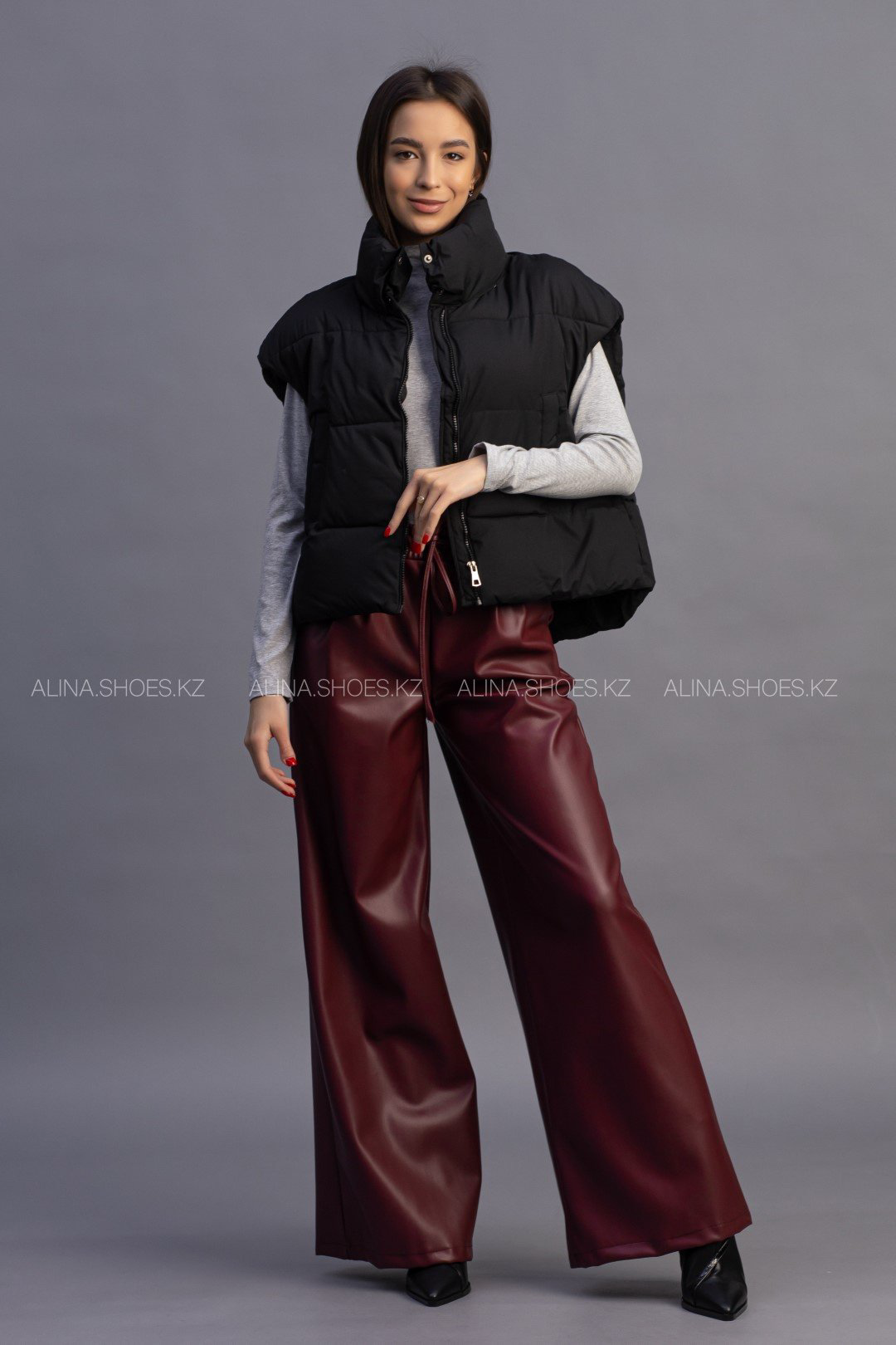Кожаные брюки alinashoes бордовый купить,NaN