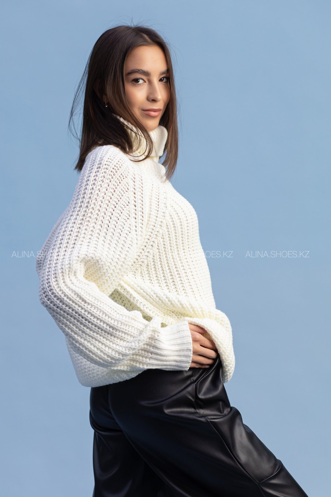 Свитер alinashoes белый купить,NaN