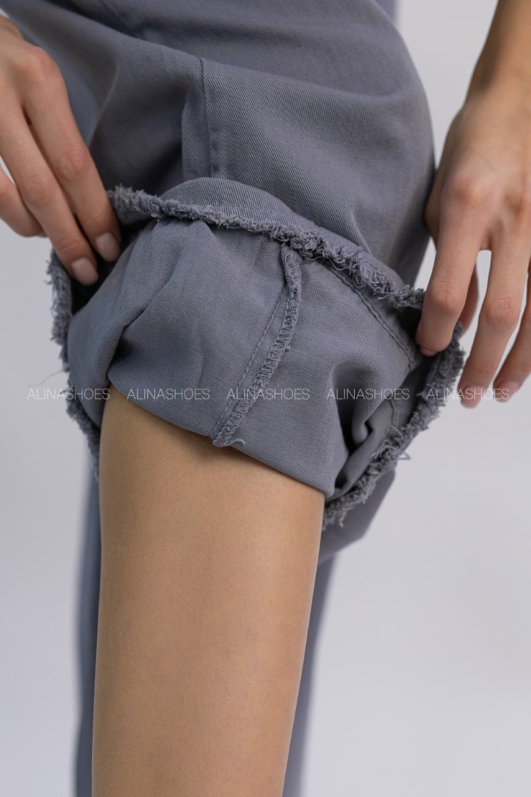 Джинсы прямые alinashoes серый купить,NaN
