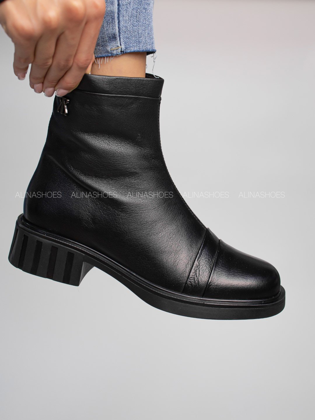 Ботинки alinashoes black 40 купить,NaN