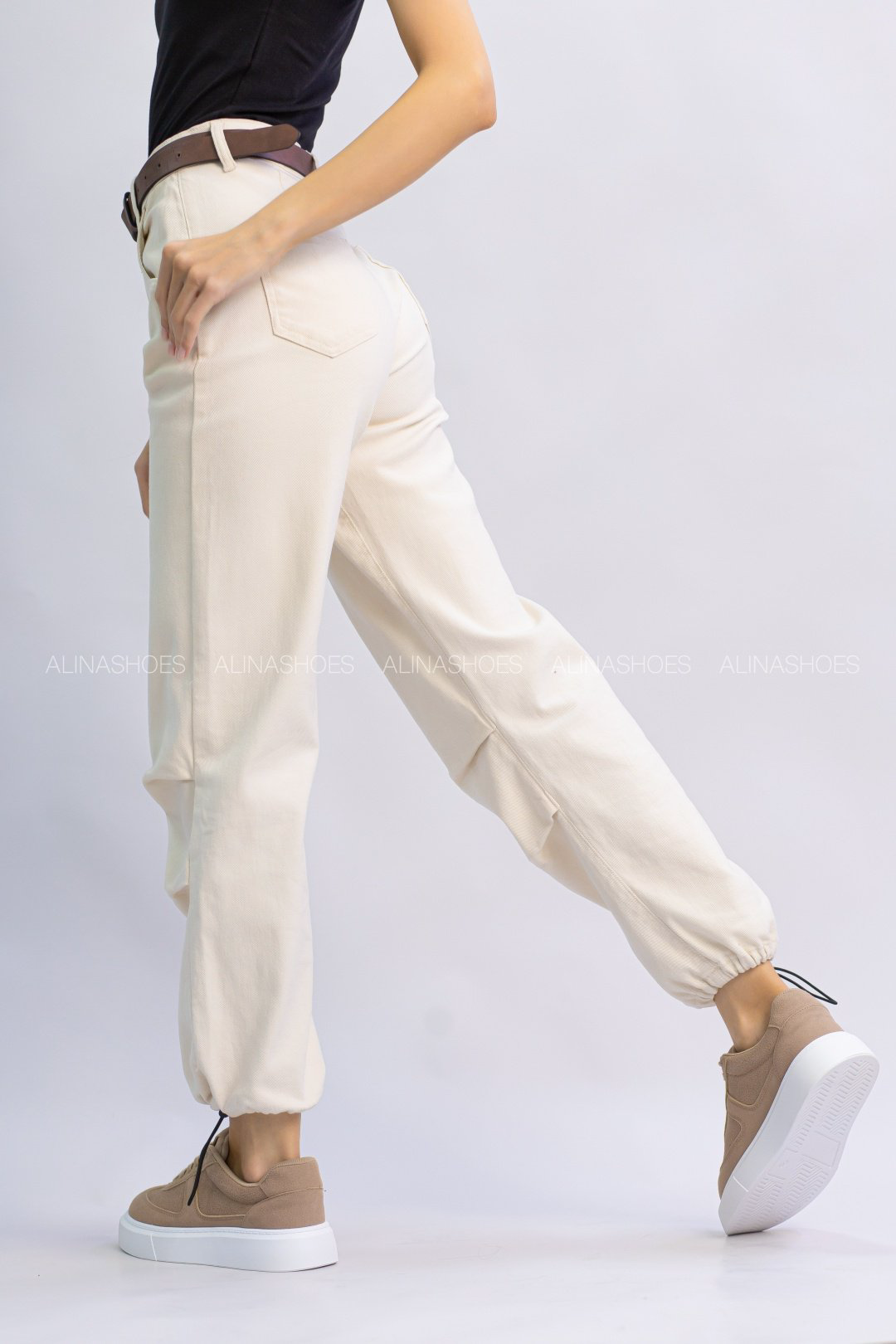 Джинсы прямые alinashoes бежевый купить,NaN