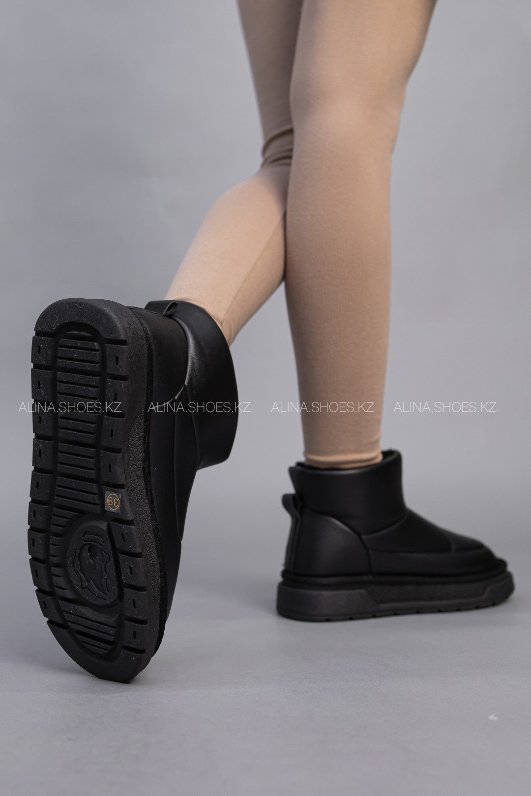 Дутики alinashoes черный купить,NaN